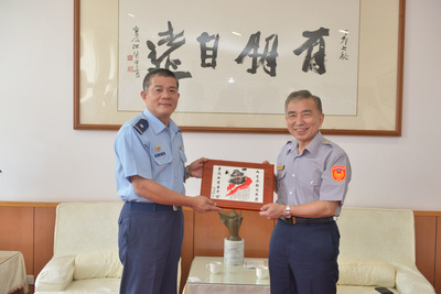 圖片說明